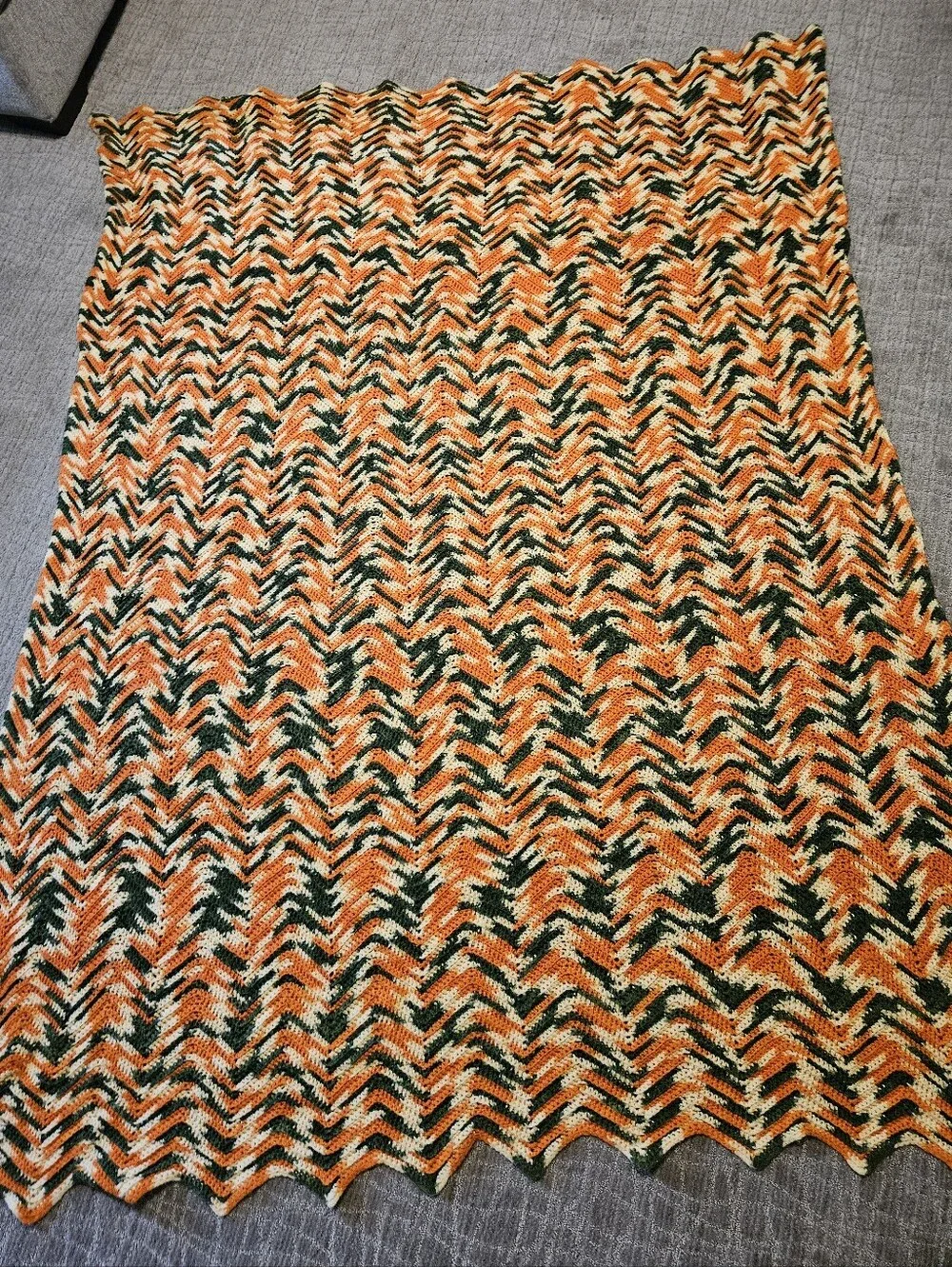 Vintage 70's Zigzag Chevron Crochet Afghan Blanket Throw